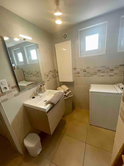 T2 Refait A Neuf Calme Et Agreable Apartment Narbonne Ngoại thất bức ảnh
