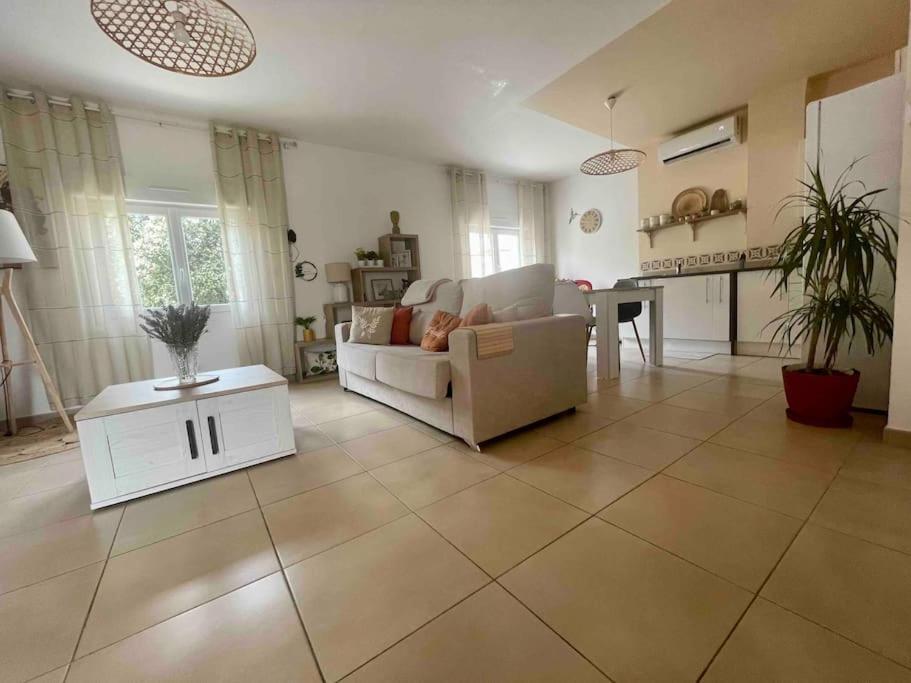 T2 Refait A Neuf Calme Et Agreable Apartment Narbonne Ngoại thất bức ảnh